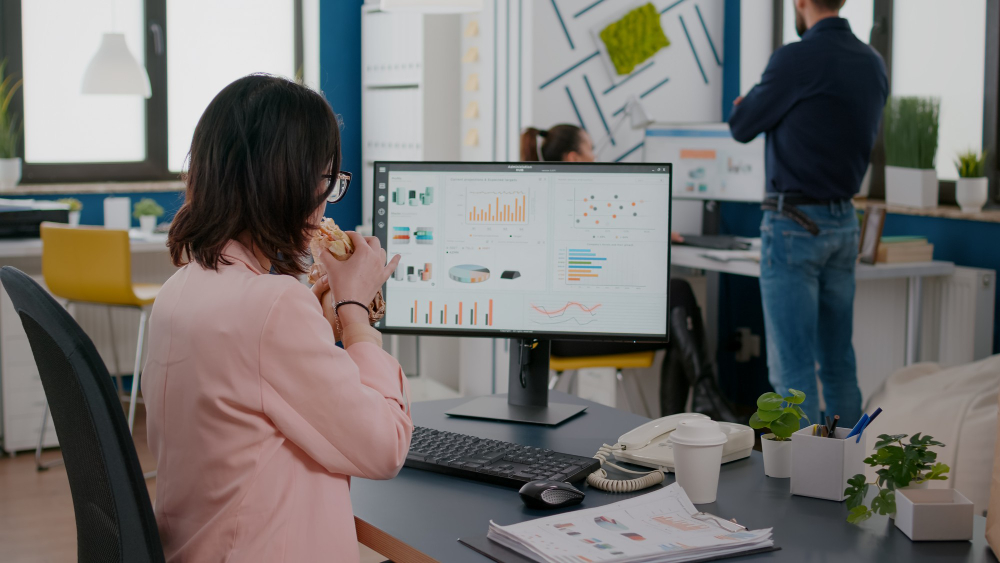 spend on software per employee in 2025